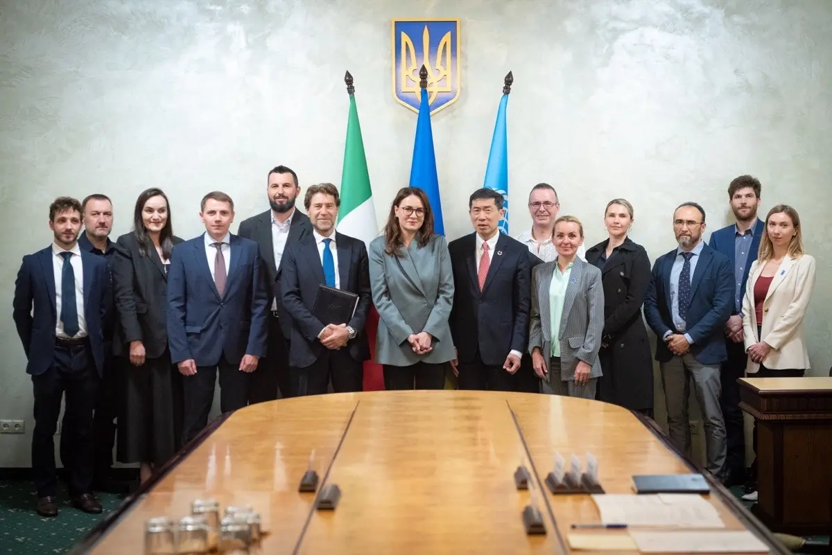 Півтора мільйона євро на гуманітарне розмінування: Україна підписала угоду з Італією та ПРООН