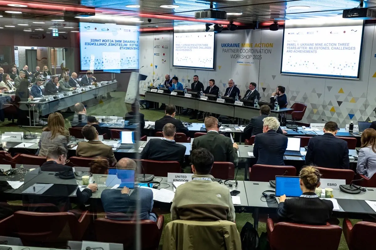 Понад 100 представників урядів, міжнародних організацій та операторів протимінної діяльності зібрались на координаційний партнерський воркшоп в Женеві