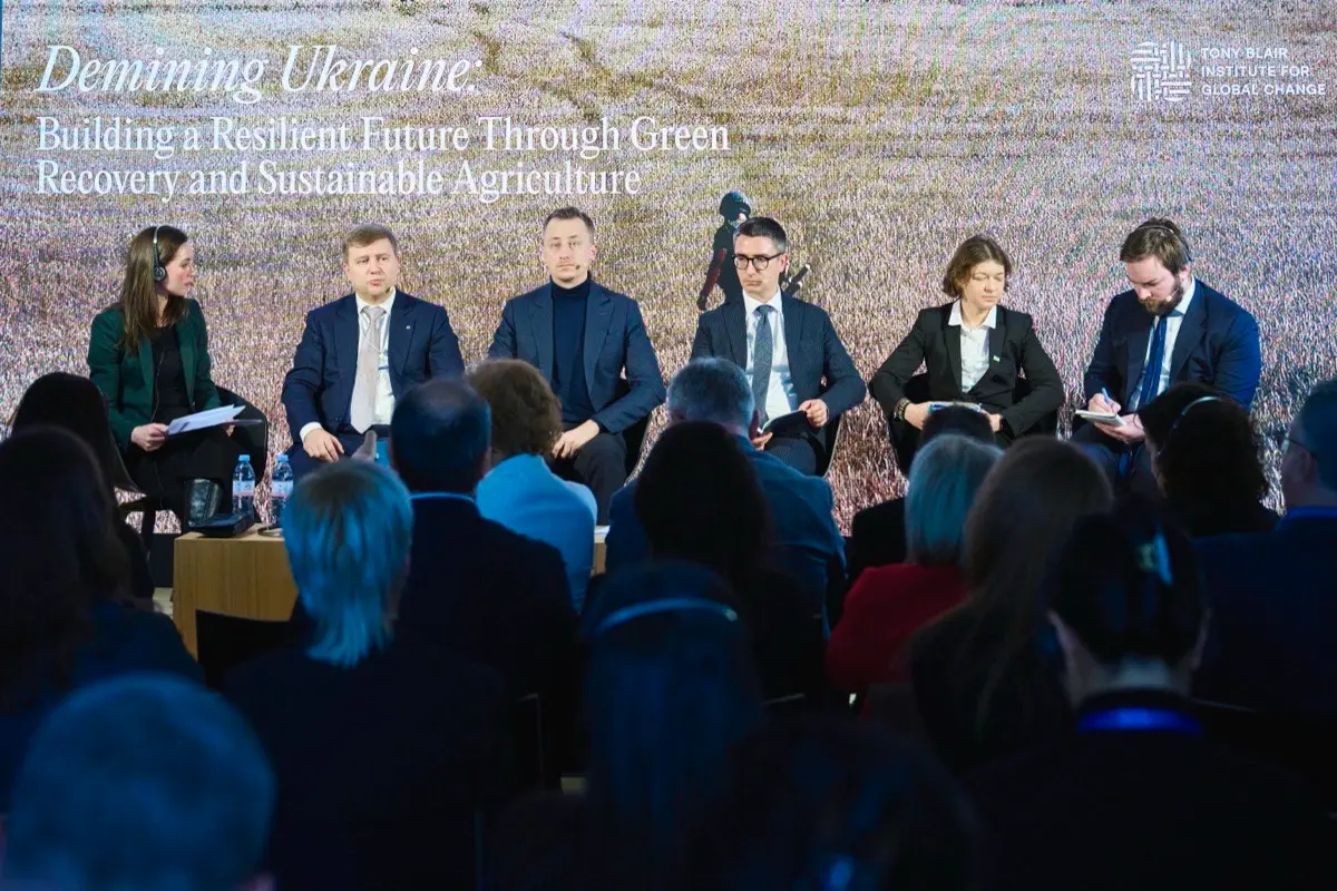 У Давосі говорили про інноваційне фінансування гуманітарного розмінування