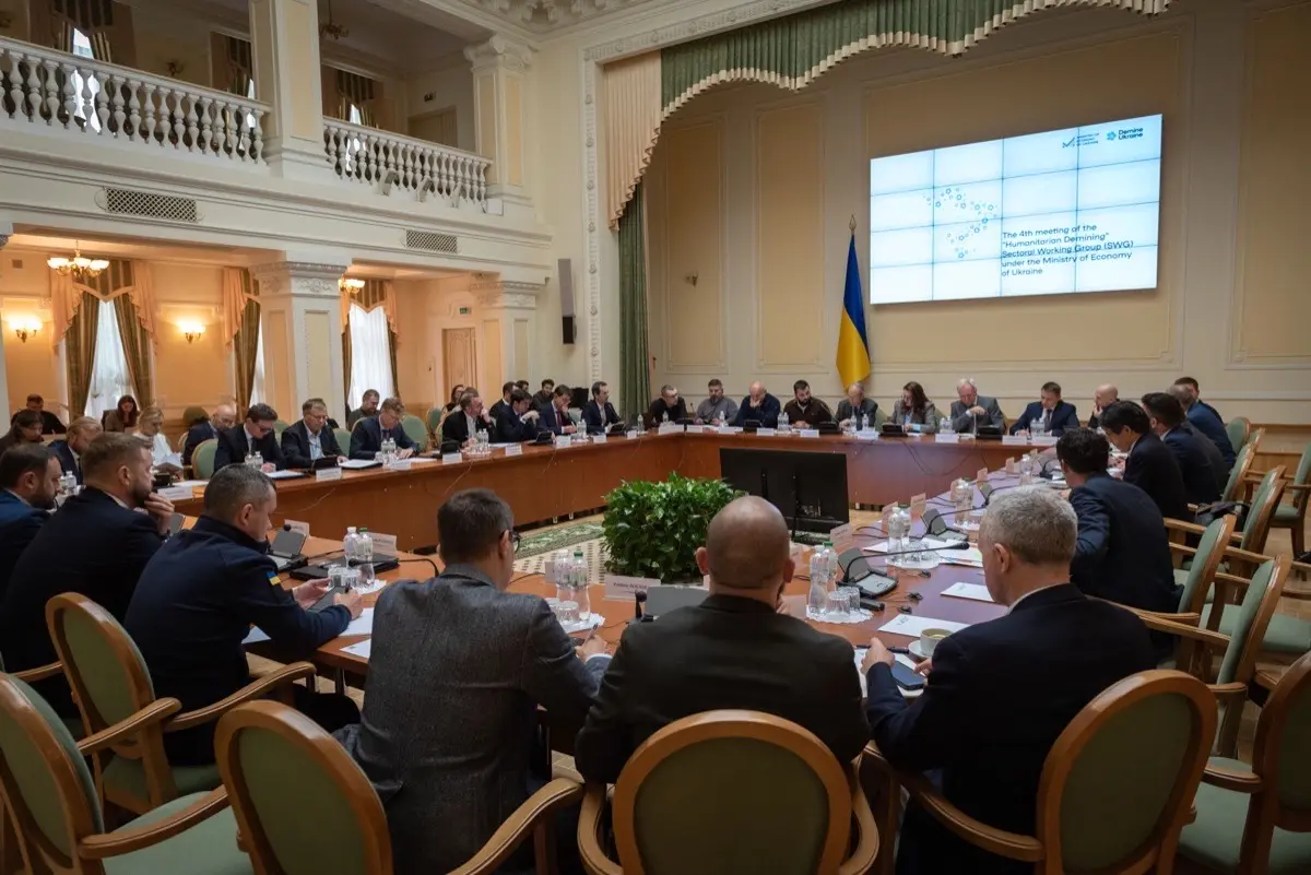 За рік українці отримали у використання 35 тисяч км2 розмінованих земель, — Юлія Свириденко на засіданні Секторальної робочої групи